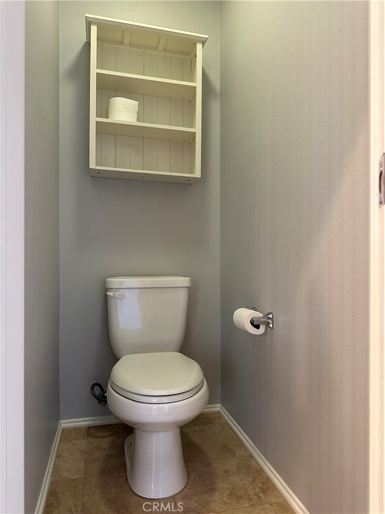 Residential Lease for rent at 2505 San Simon, Tustin CA featuring 3 beds and 3 baths