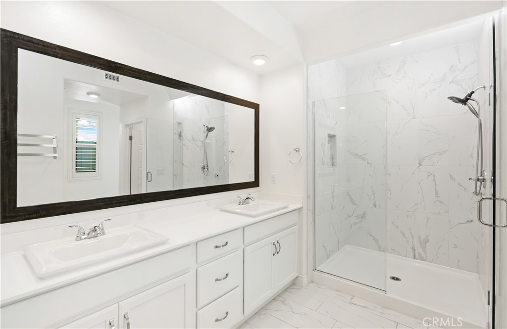 Residential Lease for rent at 148 Spectacle, Irvine, Orange County CA featuring 4 beds and 3 baths