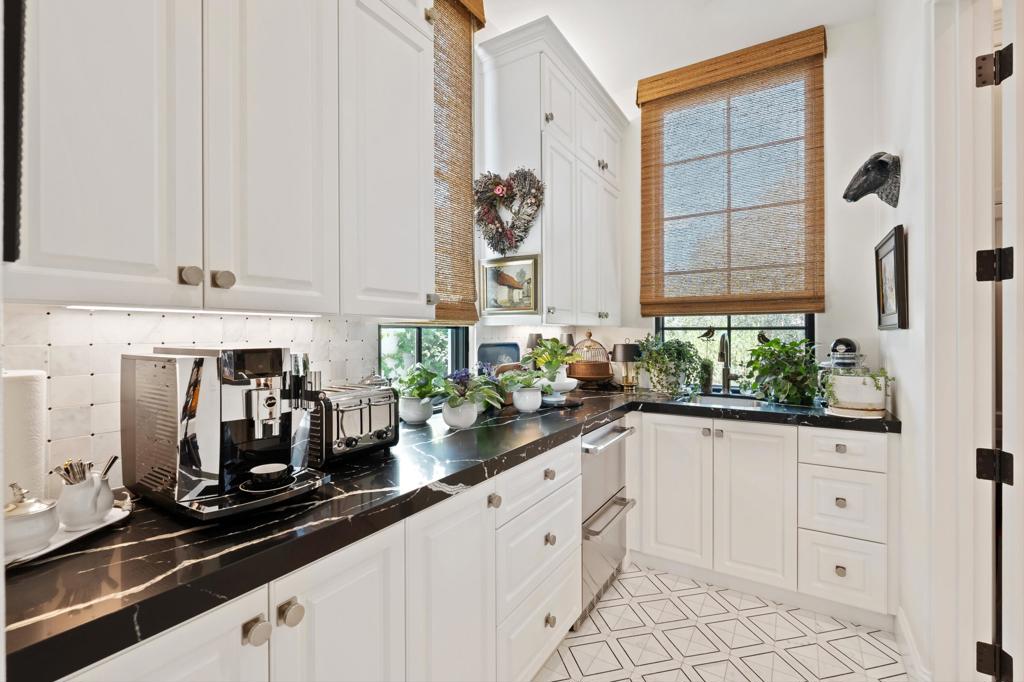 Residential for sale at 81684 Andalusia, La Quinta CA featuring 4 beds and 5 baths