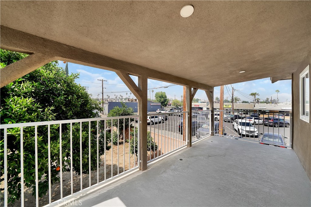 Residential Lease for rent at 6735 B Yellowstone, Riverside CA featuring 1 bed and 1 bath