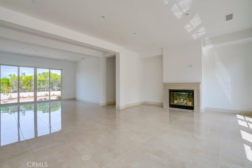 Residential Lease for rent at 31 Nantasket, Rancho Palos Verdes CA featuring 6 beds and 7 baths