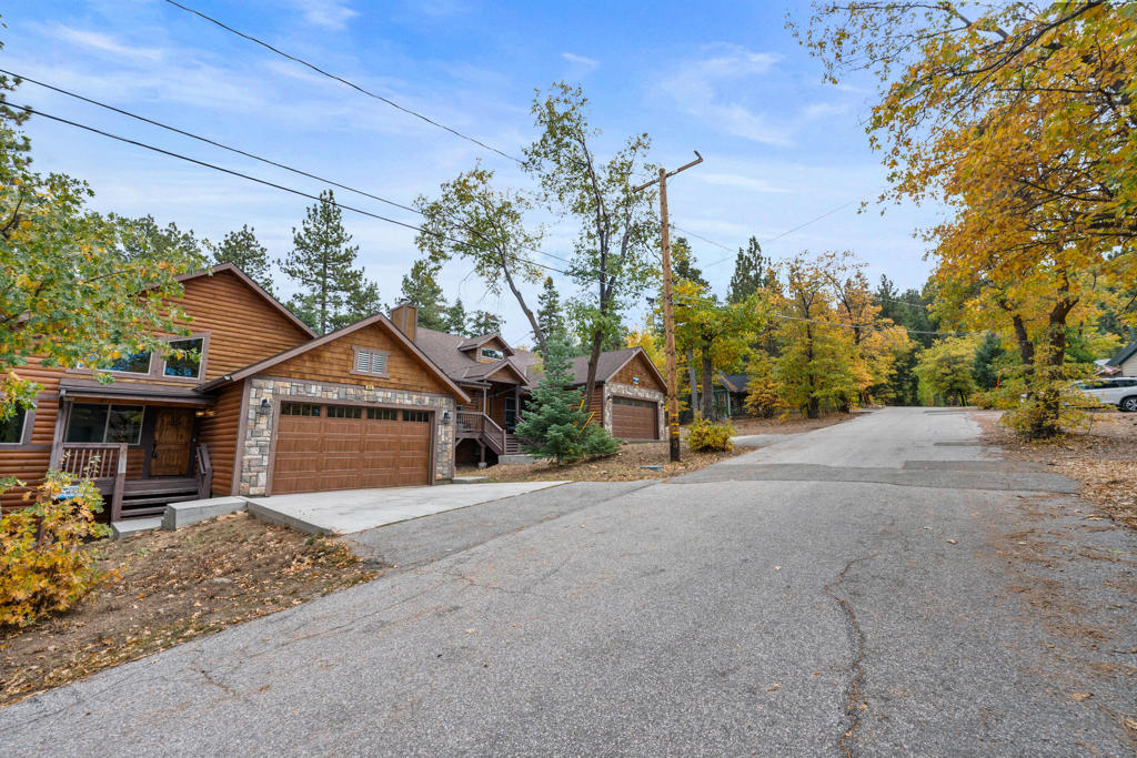 Residential for sale at 855 Conklin Road, Big Bear CA featuring 4 beds and 3 baths