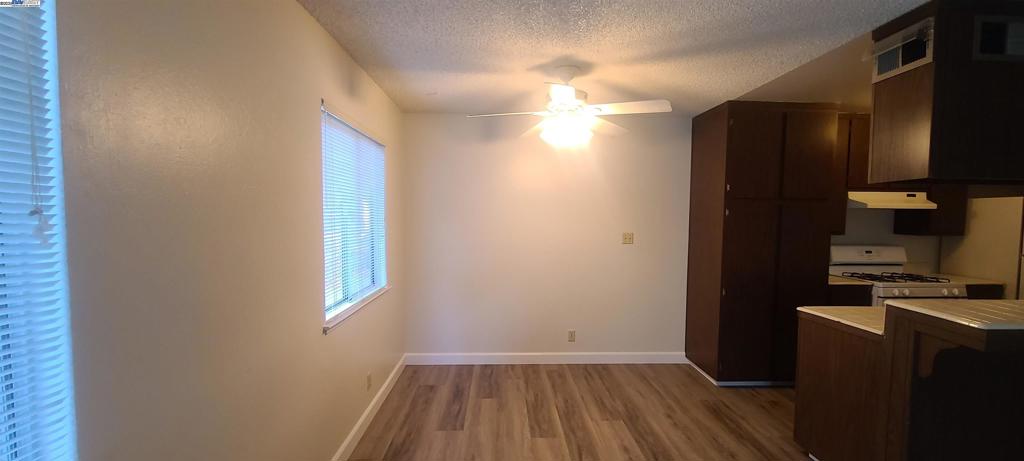 Residential Lease for rent at , Pleasanton CA featuring 2 beds and 1 bath