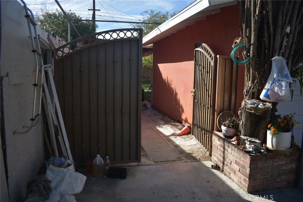 Residential for sale at 38251 Lisman, Palmdale CA featuring 3 beds and 2 baths