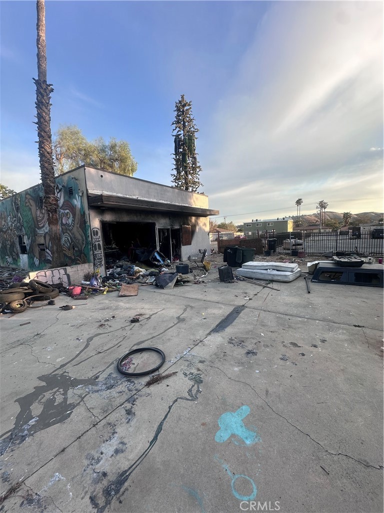 Residential for sale at 1066 49th, San Bernardino CA featuring 2 beds and 1 bath