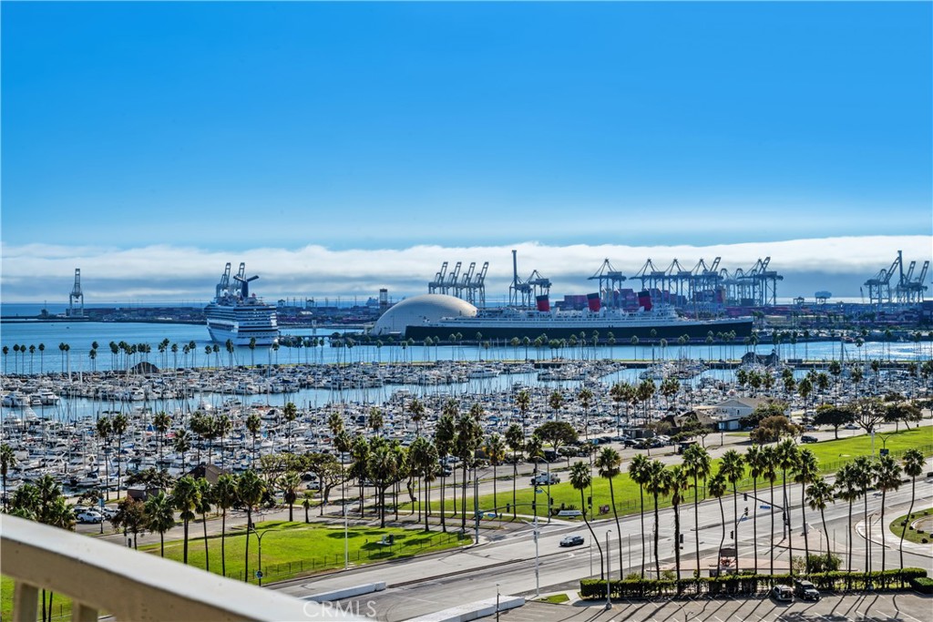 Residential for sale at 700 E Ocean 1708, Long Beach CA featuring 3 beds and 2 baths