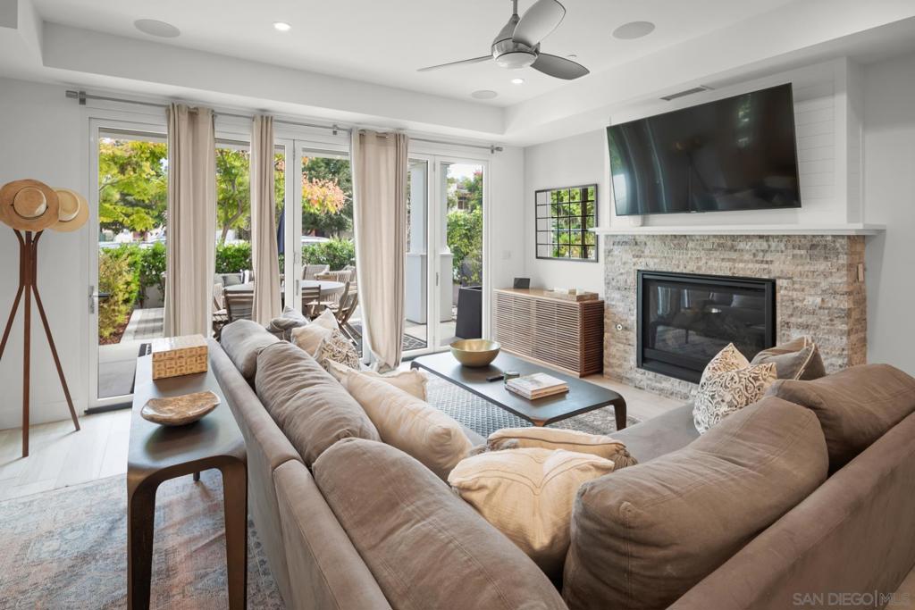 Residential Lease for rent at 712 E Ave, Coronado CA featuring 4 beds and 5 baths