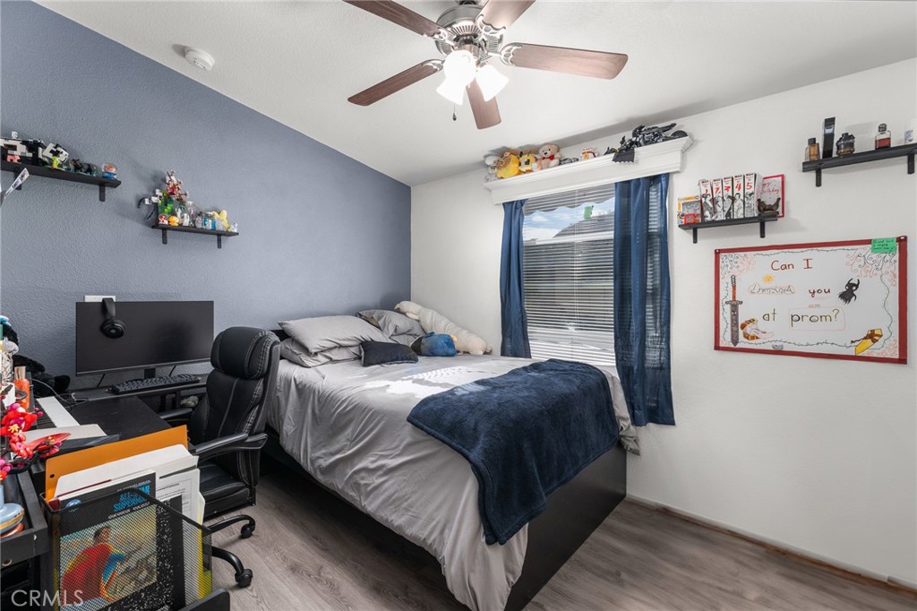 Manufactured In Park for sale at 4901 Green River 96, Corona CA featuring 3 beds and 2 baths