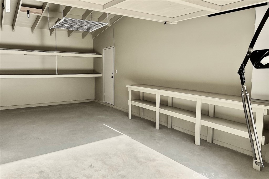 Residential Lease for rent at 457 Seaward B, Newport Beach, Orange County CA featuring 2 beds and 1 bath