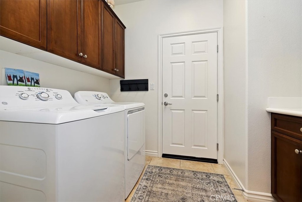 Residential for sale at 5307 Paseo Callado, Hemet CA featuring 2 beds and 2 baths