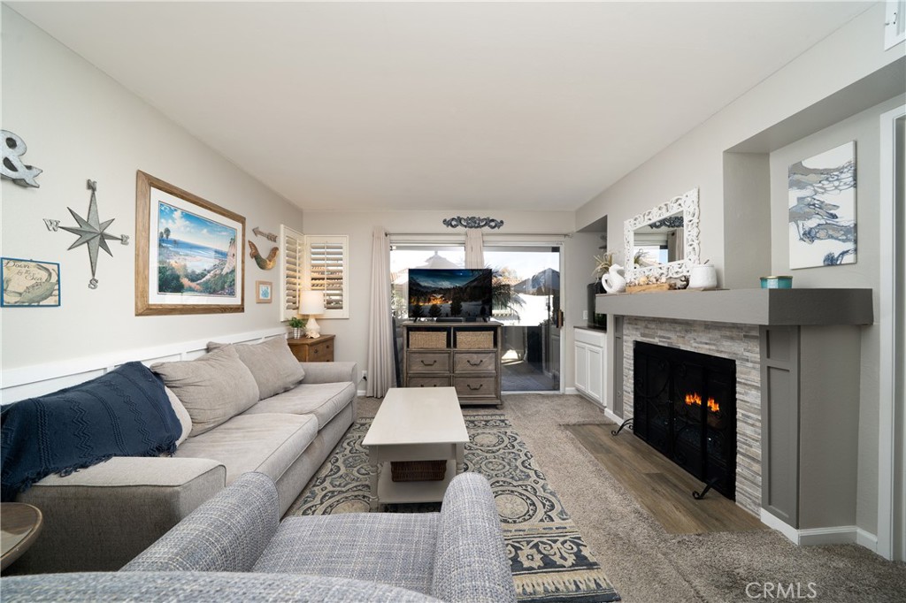 Residential for sale at 27 Via Lavendera, Rancho Santa Margarita CA featuring 2 beds and 2 baths