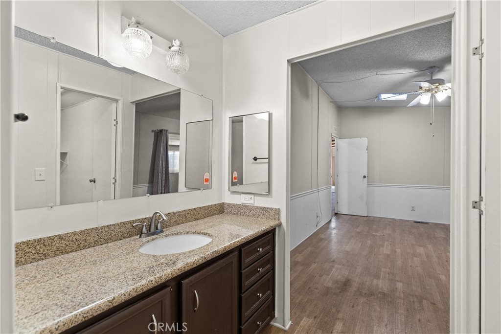 Manufactured In Park for sale at 2230 Lake Park 127, San Jacinto CA featuring 2 beds and 2 baths