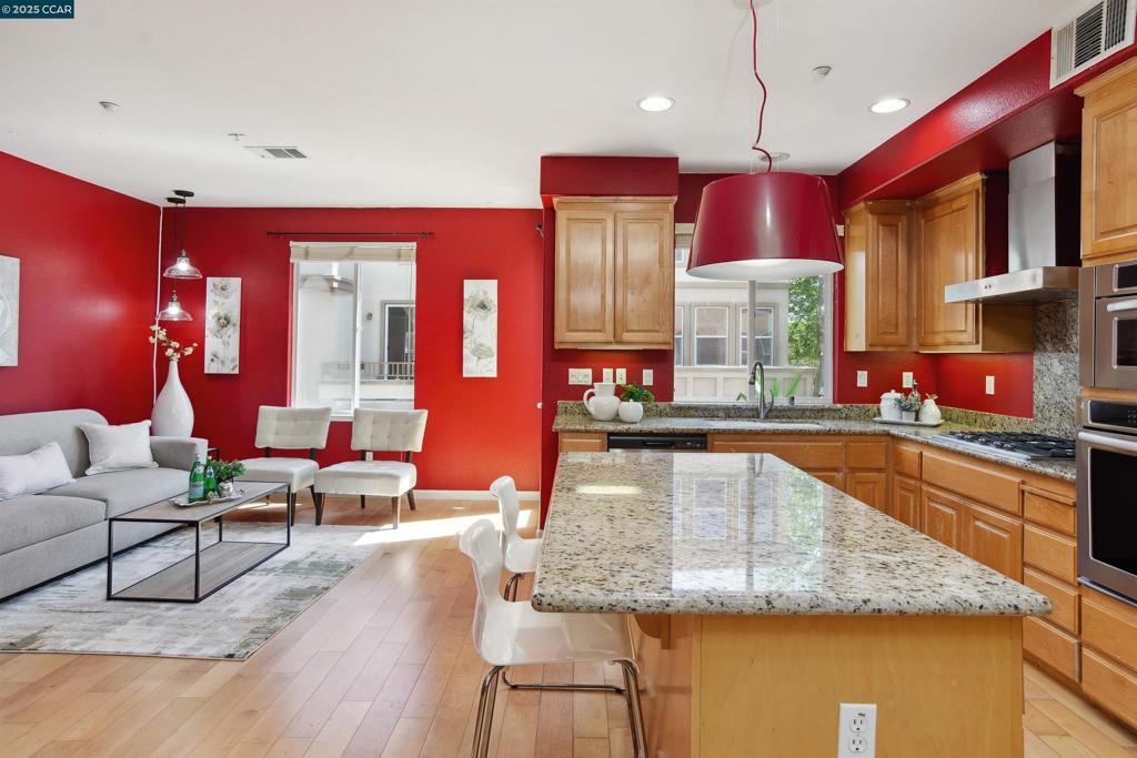 Residential Lease for rent at 2073 Watermill Rd, San Ramon CA featuring 3 beds and 3 baths