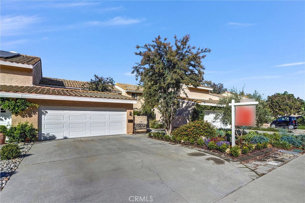 Residential Lease for rent at 23024 Park Sorrento, Calabasas CA featuring 3 beds and 3 baths