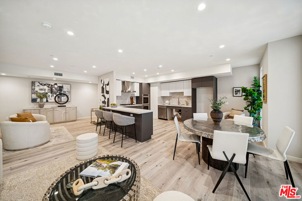 Residential Lease for rent at 1051 S Corning Street 204, Los Angeles, Los Angeles County CA featuring 3 beds and 4 baths