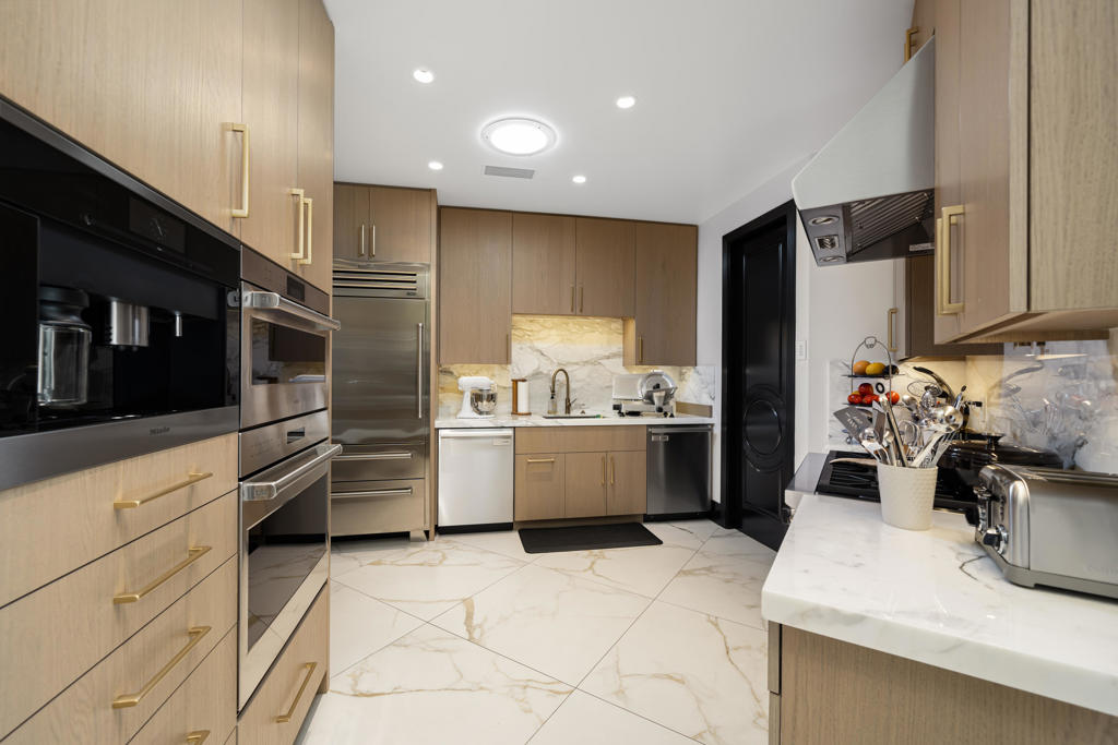 Residential for sale at 40440 Morningstar Road, Rancho Mirage CA featuring 8 beds and 11 baths