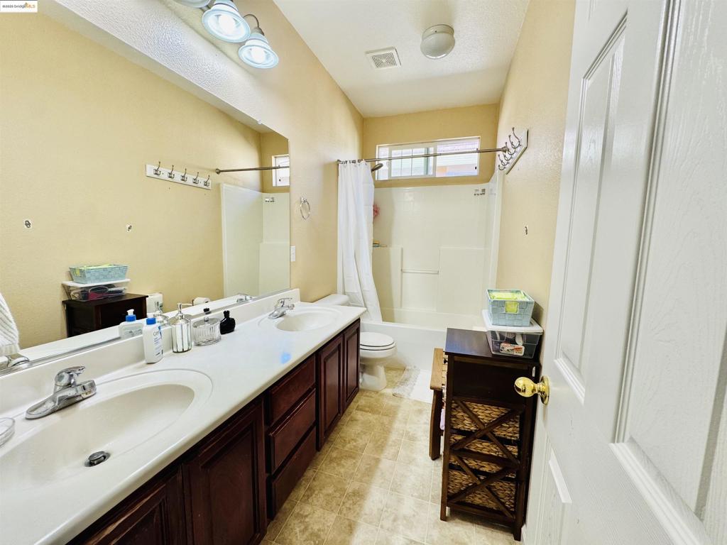 Residential for sale at 9332 Jacks Pl, Patterson CA featuring 4 beds and 3 baths