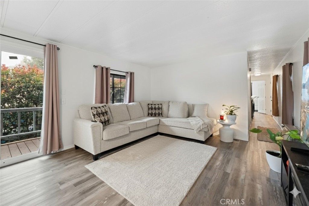 Residential for sale at 4174 4th Ave, Lakeport CA featuring 2 beds and 1 bath