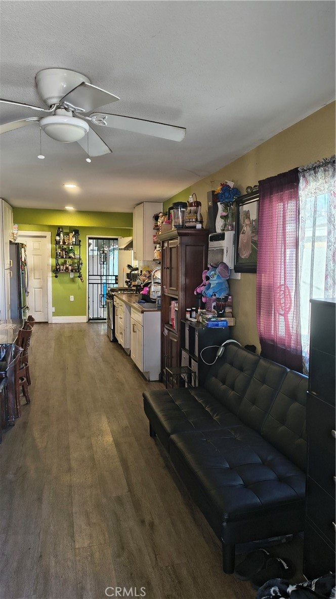 Residential for sale at 1206 S SHELTON ST, Santa Ana CA featuring 3 beds and 1 bath