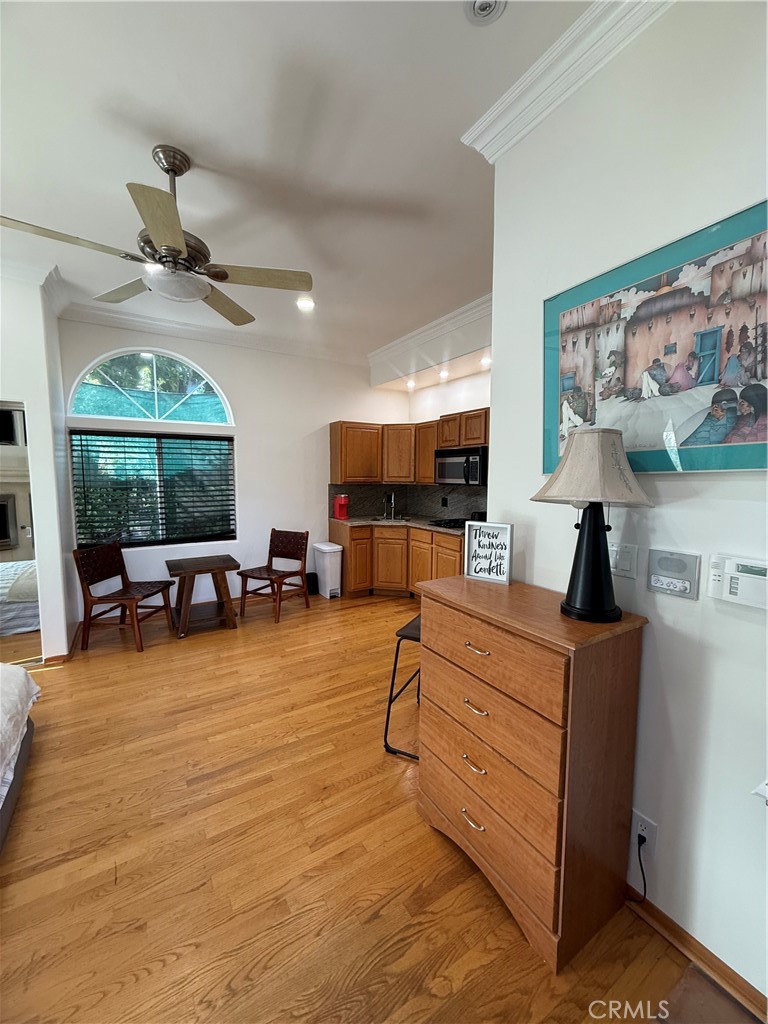 Residential Lease for rent at 2515 Crest View ADU #3, Los Angeles, Los Angeles County CA and 1 bath