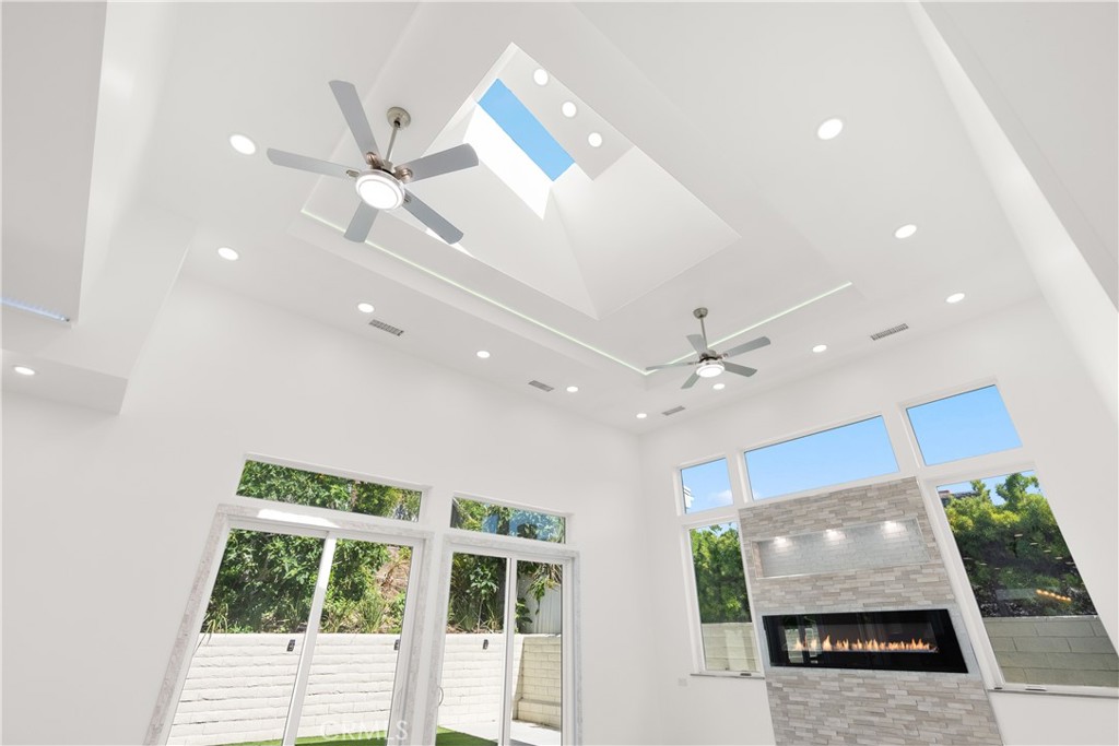 Residential Lease for rent at 29752 Ana Maria, Laguna Niguel CA featuring 6 beds and 5 baths