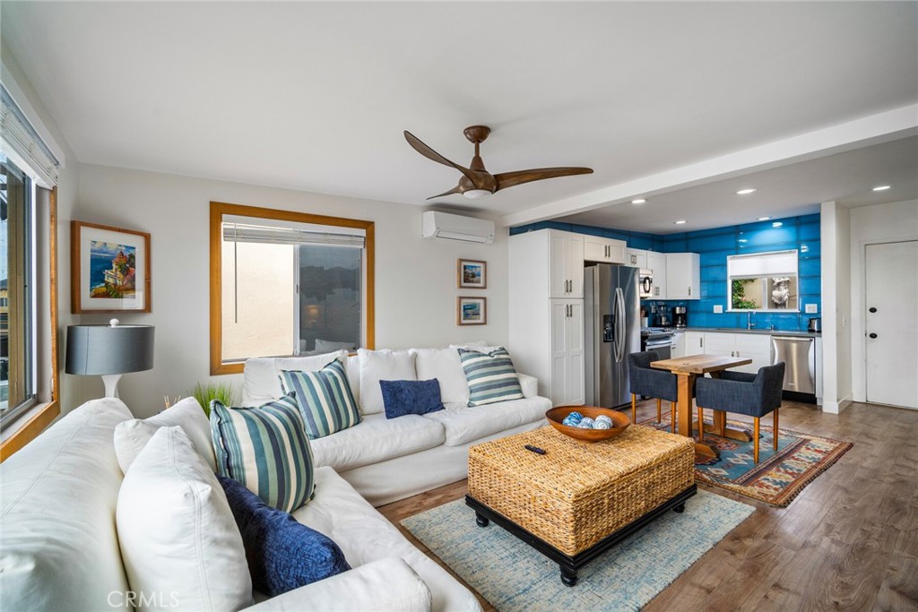 Residential Lease for rent at 1025 S Coast Hwy A, Laguna Beach CA and 1 bath