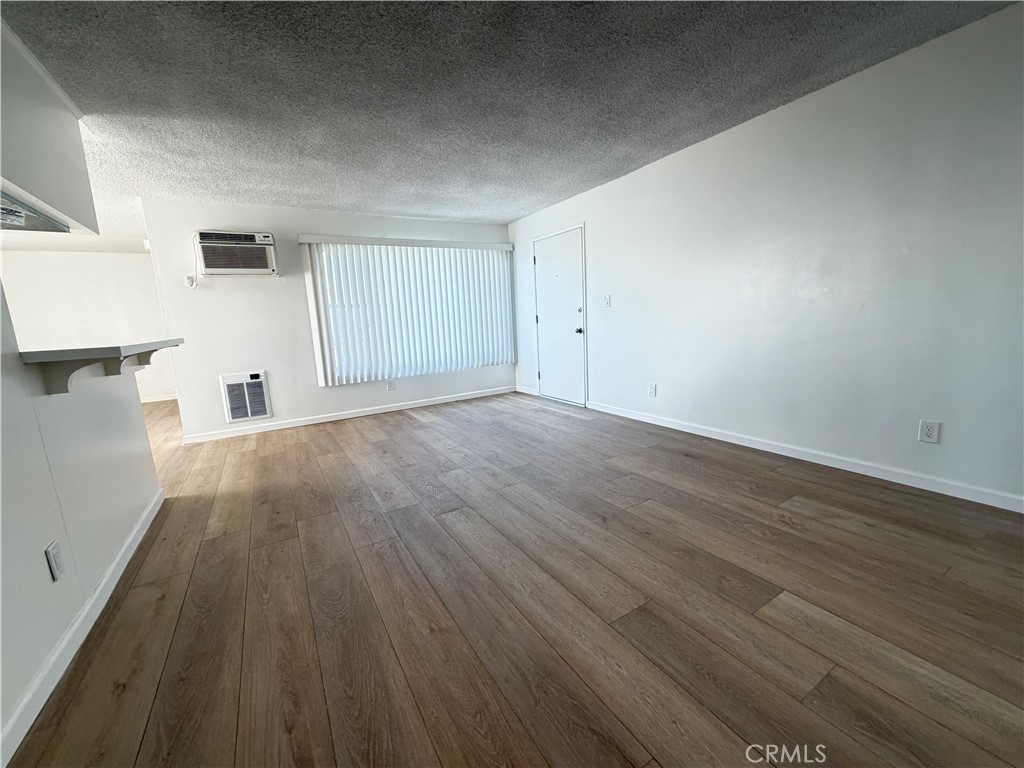 Residential Lease for rent at 13829 Christine E, Whittier, Los Angeles County CA featuring 1 bed and 1 bath