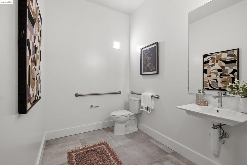 Residential for sale at 1545 32nd Street 103, Oakland CA featuring 1 bed and 2 baths