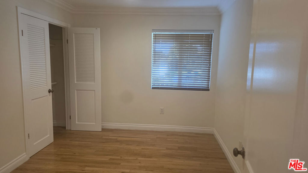 Residential Lease for rent at 3530 S Bentley Avenue, Los Angeles, Los Angeles County CA featuring 3 beds and 3 baths