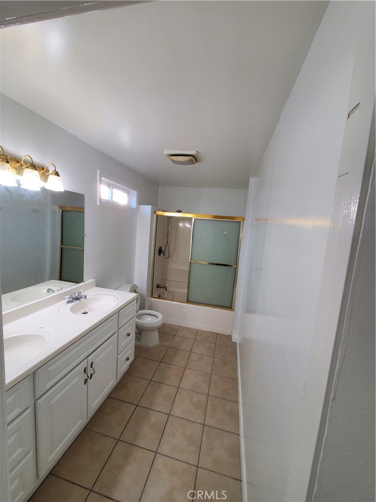 Residential for sale at 8550 C Avenue, Hesperia CA featuring 3 beds and 2 baths