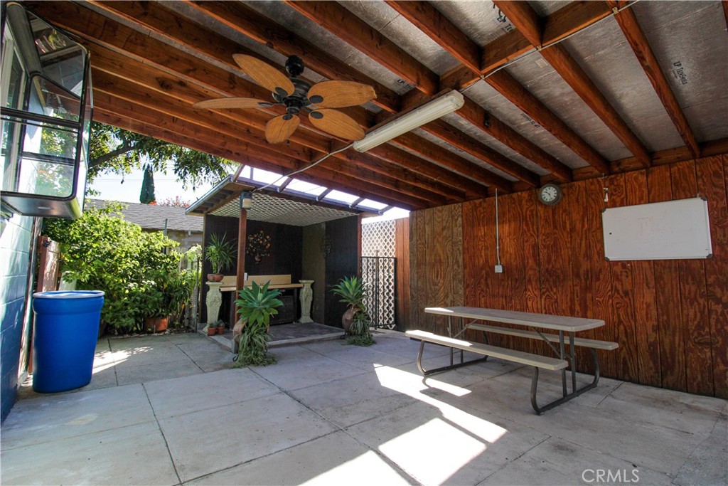Residential Lease for rent at 5226 Range View Avenue, Los Angeles, Los Angeles County CA featuring 2 beds and 1 bath