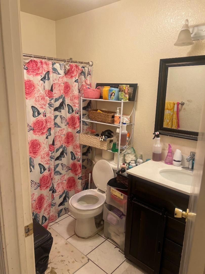 Residential for sale at 128 Sussex Way, King City CA featuring 3 beds and 2 baths