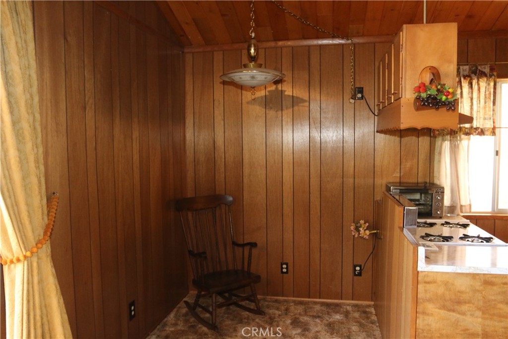 Residential for sale at 1120 Villa Grove, Big Bear Lake CA featuring 2 beds and 1 bath