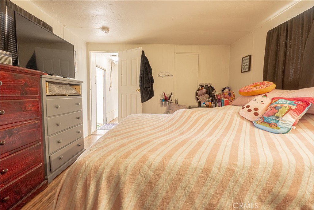 Residential Income for sale at 858 S Valencia Boulevard, Woodlake CA