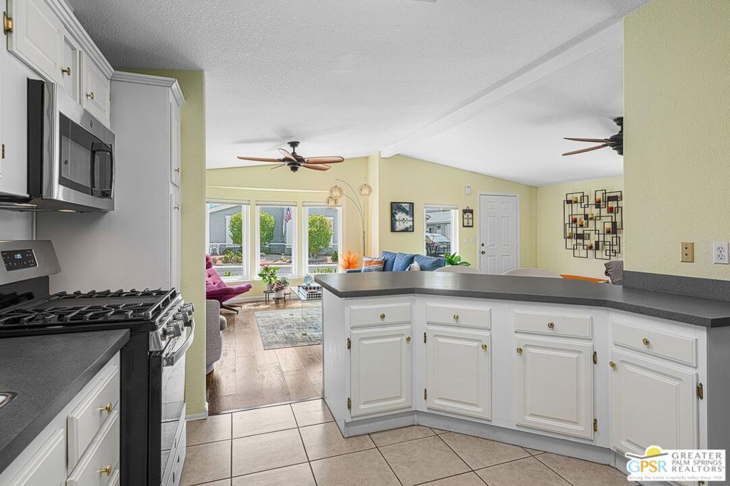 Manufactured In Park for sale at 89 Armenia Drive, Cathedral City CA featuring 2 beds and 2 baths