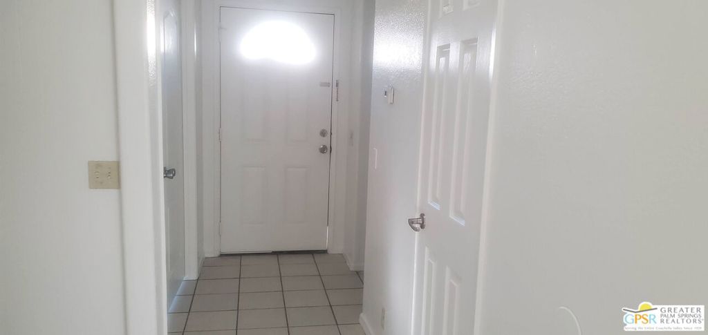 Residential Lease for rent at 66855 Vista Place A, Desert Hot Springs CA featuring 2 beds and 1 bath