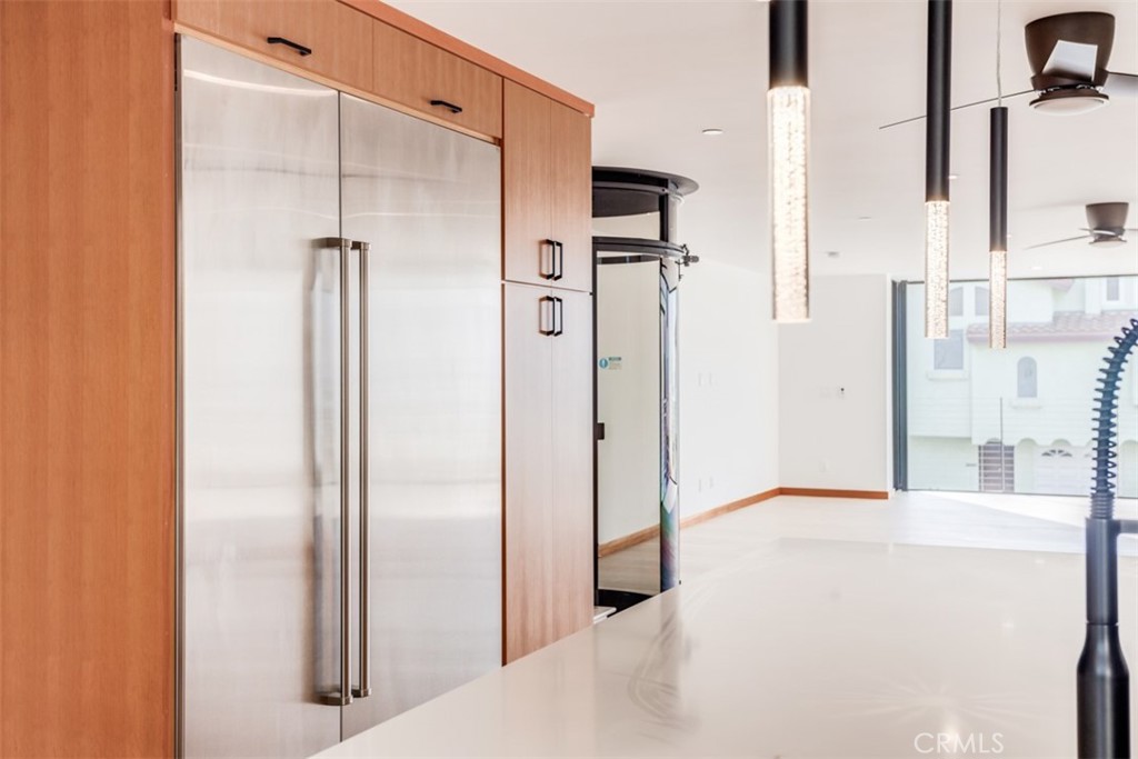 Residential Lease for rent at 3932 Ocean Drive, Oxnard CA featuring 3 beds and 3 baths