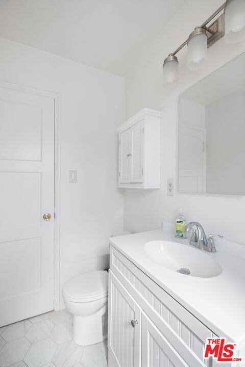 Residential Lease for rent at 3493 Meier Street, Los Angeles, Los Angeles County CA featuring 2 beds and 1 bath