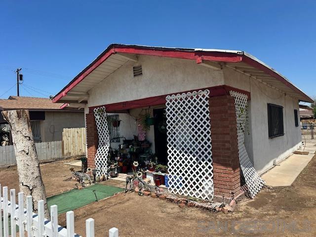 Residential for sale at 21 E 7 Th St 1, Calexico CA featuring 2 beds and 1 bath