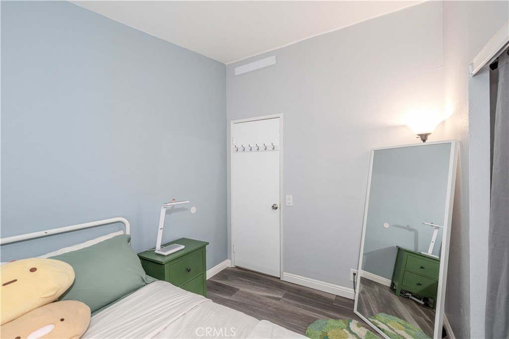 Manufactured In Park for sale at 122 Hornbeam, Fountain Valley CA featuring 3 beds and 2 baths