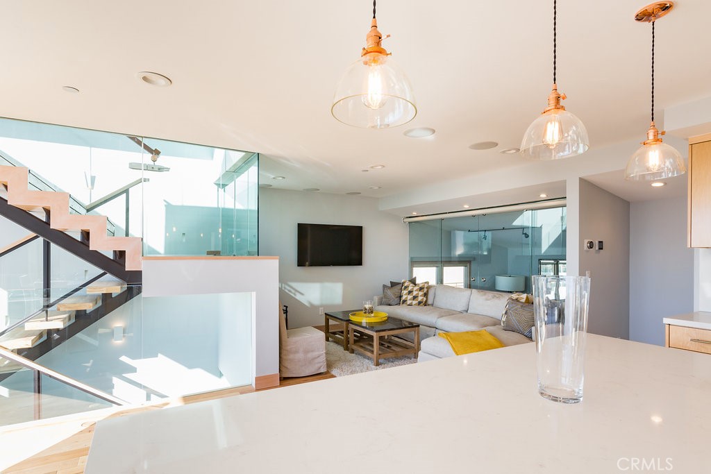 Residential Lease for rent at 814 Monterey Boulevard, Hermosa Beach CA featuring 3 beds and 3 baths