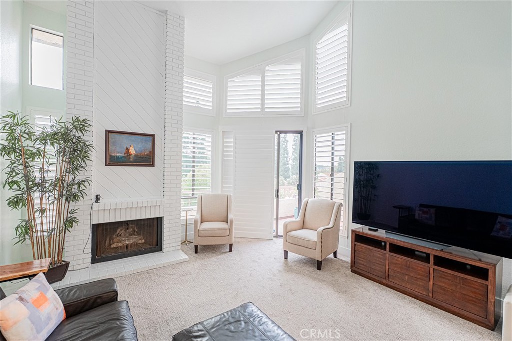 Residential for sale at 23264 Copante 80, Mission Viejo CA featuring 3 beds and 2 baths