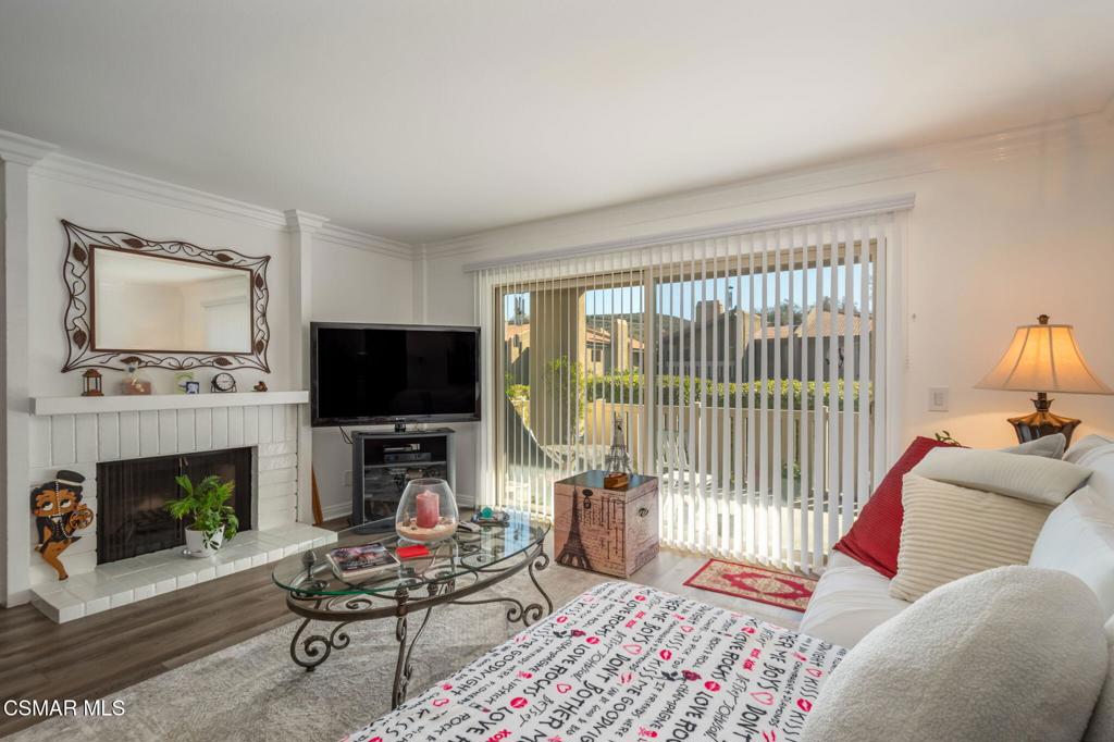 Residential for sale at 248 Oakleaf Drive 107, Thousand Oaks CA featuring 1 bed and 1 bath
