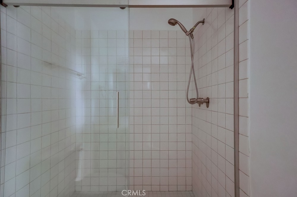 Residential Income for sale at 3200 La Rotonda Drive 405, Rancho Palos Verdes CA