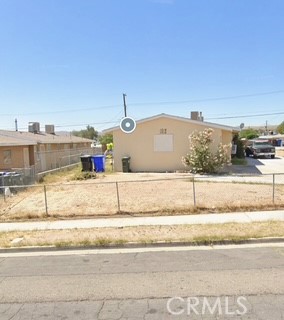 Residential Lease for rent at 1014 E Navajo, Barstow CA featuring 2 beds and 1 bath