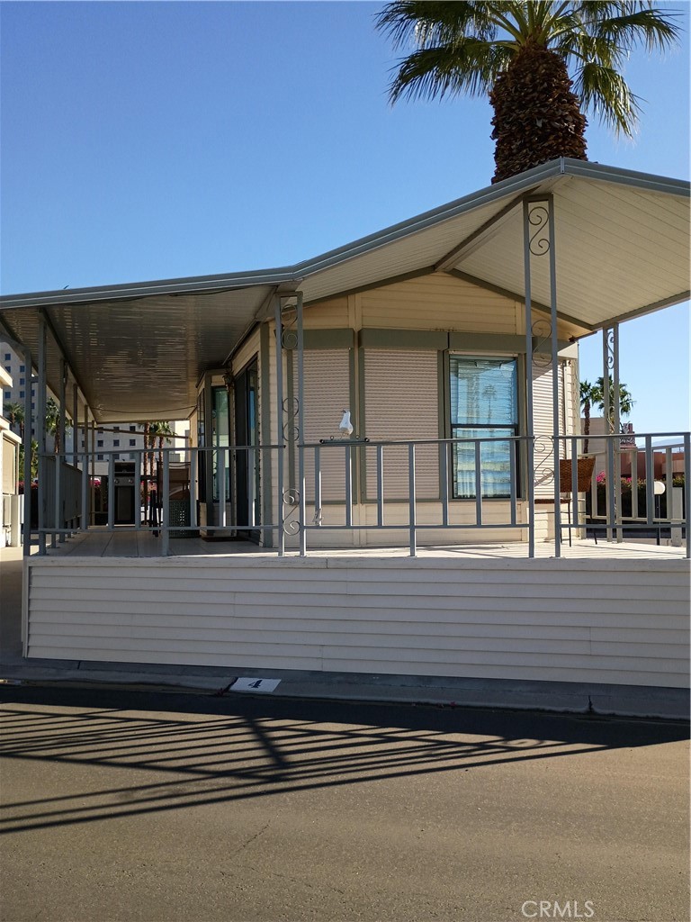 Manufactured In Park for sale at 84250 Indio Springs Parkway 4, Indio CA featuring 1 bed and 1 bath