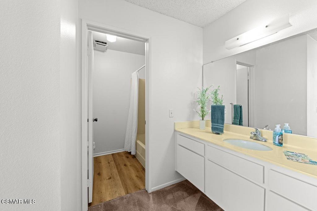 Residential for sale at 1754 Sinaloa Road 271, Simi Valley CA featuring 2 beds and 2 baths