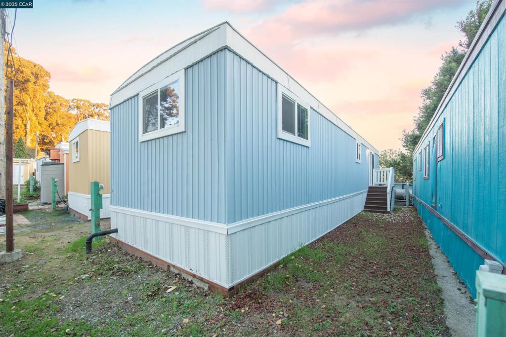 Manufactured In Park for sale at 2990 San Pablo Dam Road, San Pablo CA featuring 1 bed and 1 bath