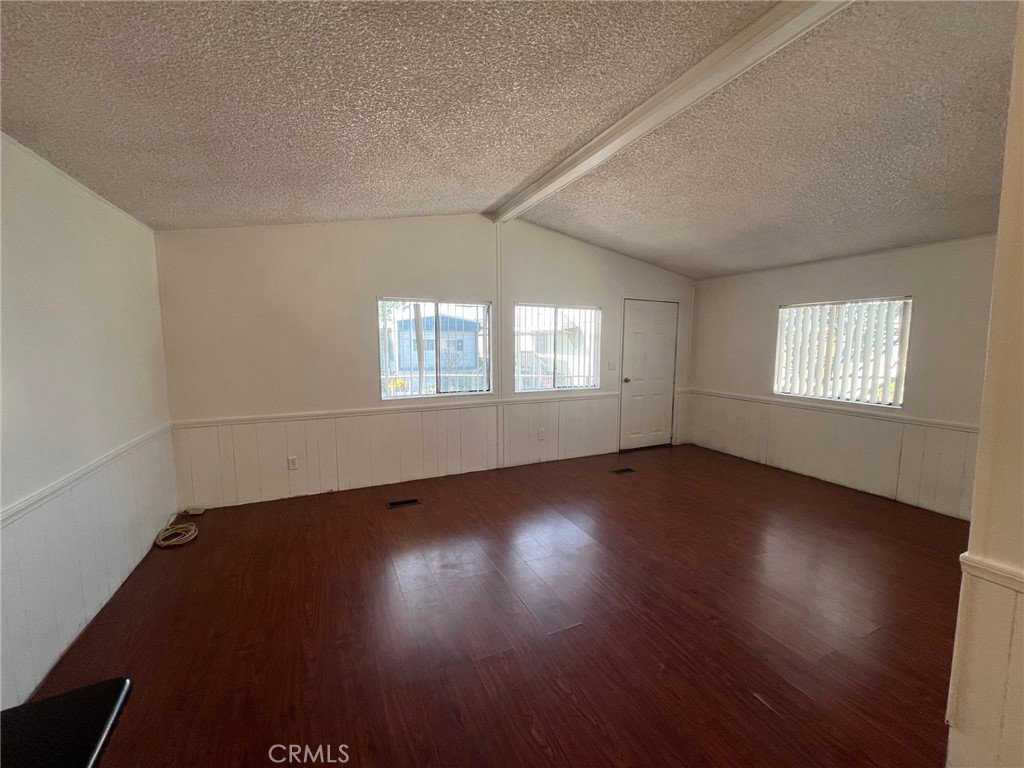 Manufactured In Park for sale at 432 S Harbor Boulevard 7, Santa Ana CA featuring 2 beds and 2 baths