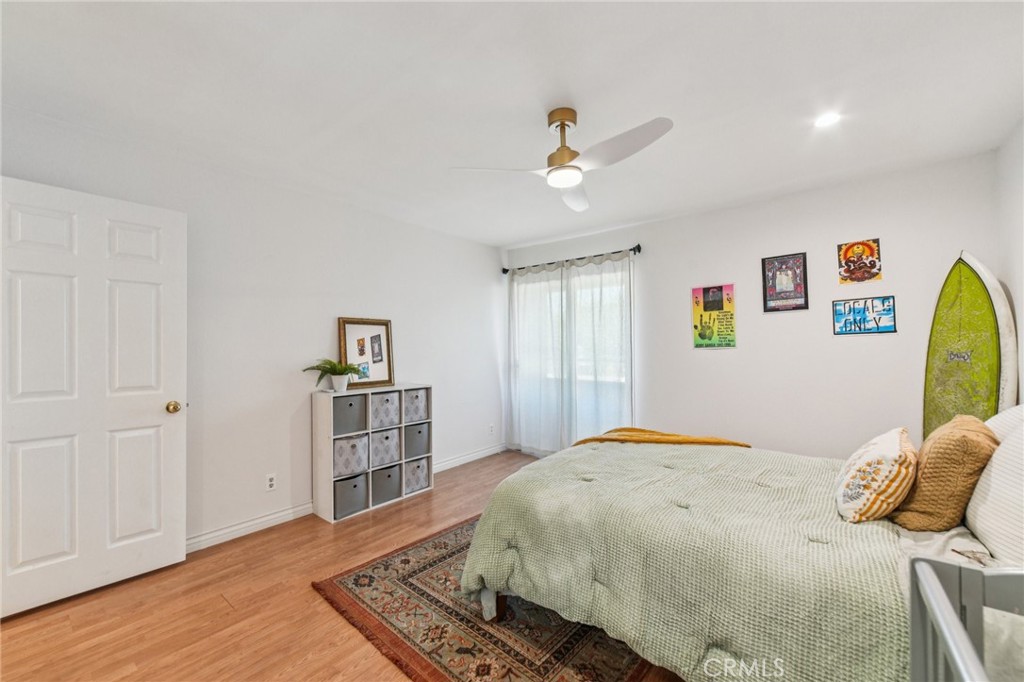 Residential for sale at 1001 W Stevens 318, Santa Ana CA featuring 2 beds and 1 bath